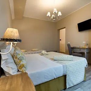 A Casa Di... Aurora 2 Bed and breakfast